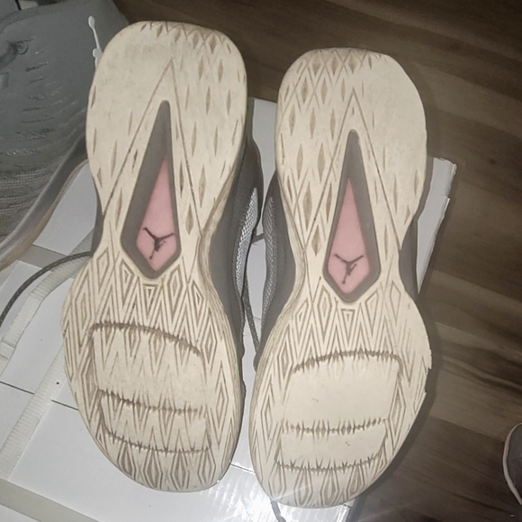 JORDAN BUNDLE🤍 2 PAIRS JORDANS FLIGHT SPEED and SUPER FLY🤍 - Picture 13 of 16